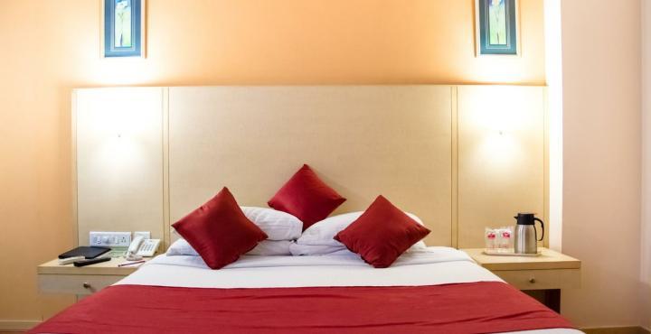 Hotel Pai Vista Mysore Exteriör bild